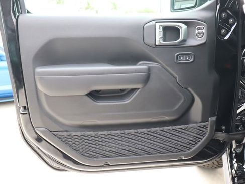 Used 2025 Jeep Wrangler Unlimited Rubicon 4xe w/ Safety Group image 24