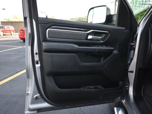 Used 2021 RAM 1500 Big Horn AWD/4WD image 12