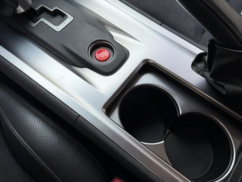 Used 2010 Nissan GT-R Premium AWD/4WD image 31