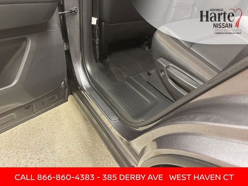 Certified 2023 Nissan Pathfinder SL image 25