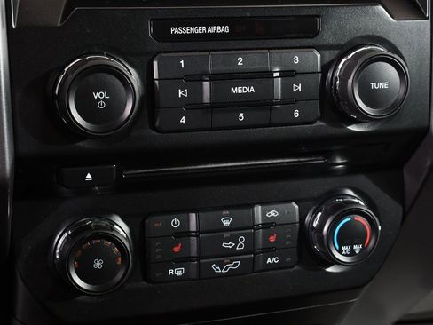 Used 2017 Ford F150 XLT w/ Equipment Group 302A Luxury image 29