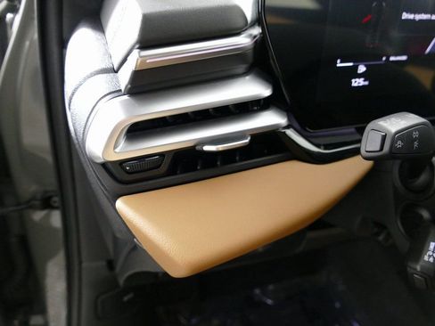 Used 2025 Audi A5 2.0T Premium w/ Convenience Package image 14