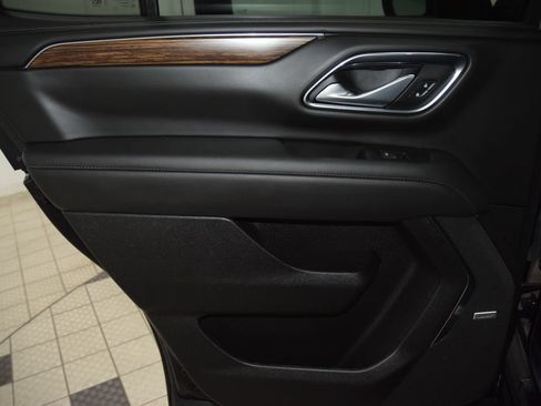 Used 2023 Chevrolet Tahoe High Country AWD/4WD image 46