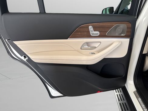 Certified 2026 Mercedes-Benz GLS 450 4MATIC image 29