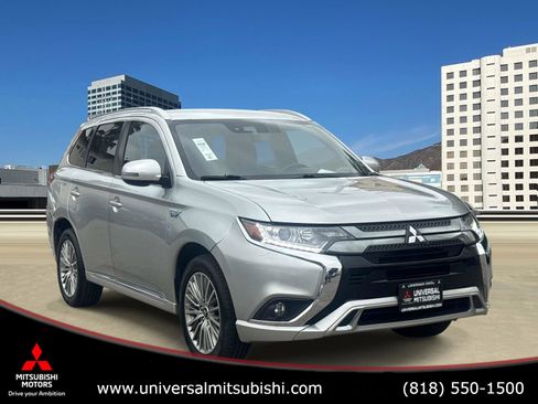 Used 2022 Mitsubishi Outlander GT AWD/4WD image 1