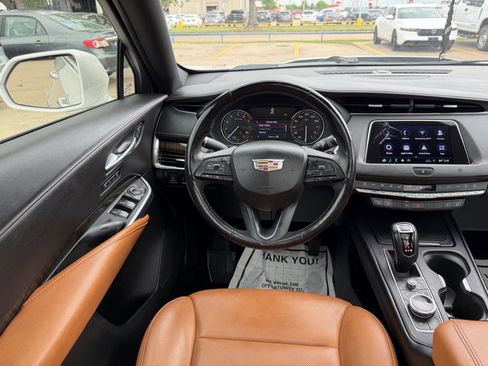 Used 2019 Cadillac XT4 Premium Luxury AWD/4WD image 29