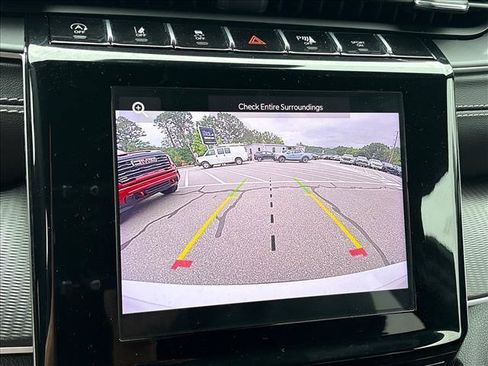 Used 2023 Jeep Grand Cherokee L Altitude AWD/4WD image 13