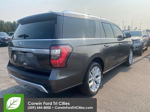 Used 2018 Ford Expedition Max Platinum AWD/4WD image 4
