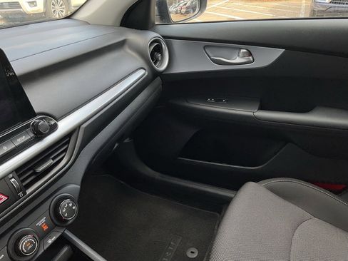 Used 2024 Kia Forte LXS w/ LXS Technology Package image 35