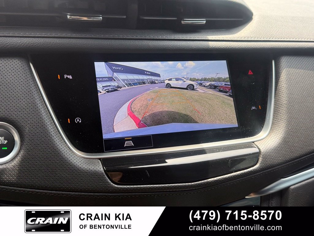 Used 2024 Cadillac XT6 Luxury AWD/4WD image 15
