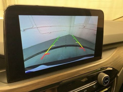 Used 2020 Ford Escape Titanium w/ Titanium Premium Package 2.0 image 12