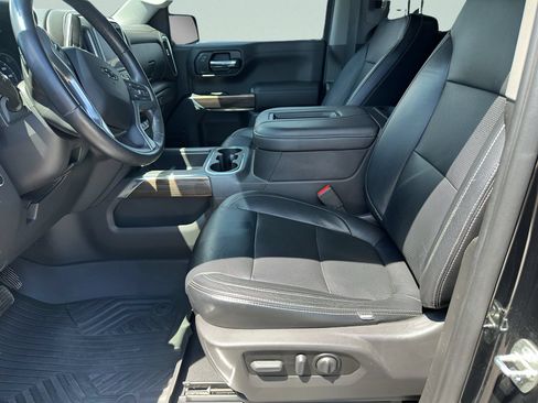 Used 2022 Chevrolet Silverado 1500 LT Trail Boss w/ Safety Package AWD/4WD image 13