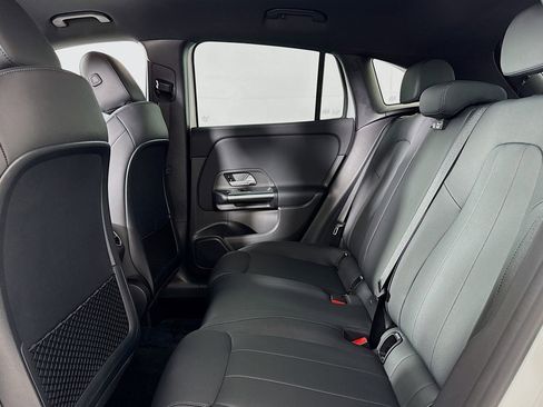 Certified 2026 Mercedes-Benz GLA 250 4MATIC image 8