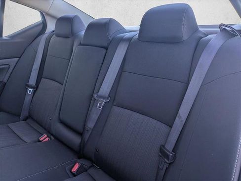 Used 2024 Nissan Altima 2.5 SV image 13