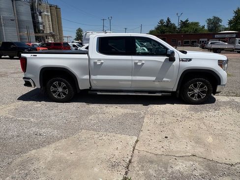 Used 2019 GMC Sierra 1500 SLE w/ X31 Off-Road Package AWD/4WD image 2