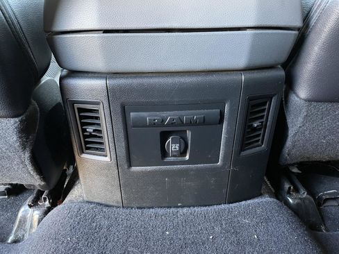 Used 2017 RAM 1500 Lone Star image 40