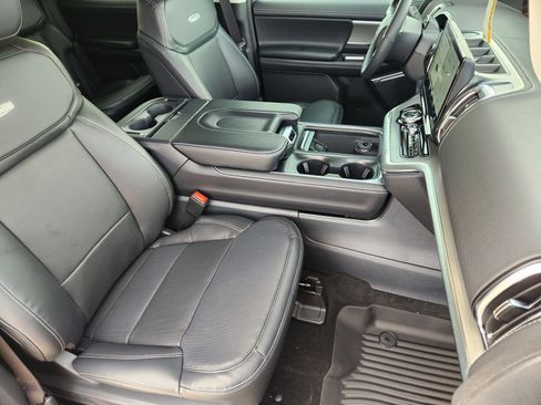 New 2026 Ford Expedition Platinum AWD/4WD image 14