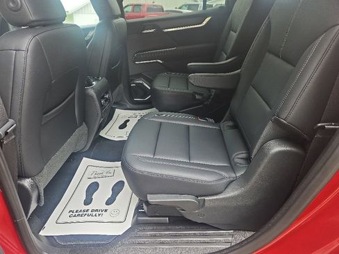 New 2026 GMC Acadia Elevation w/ Elevation Premium Package AWD/4WD image 19