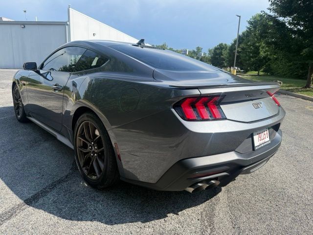 Used 2024 Ford Mustang GT Premium RWD image 9