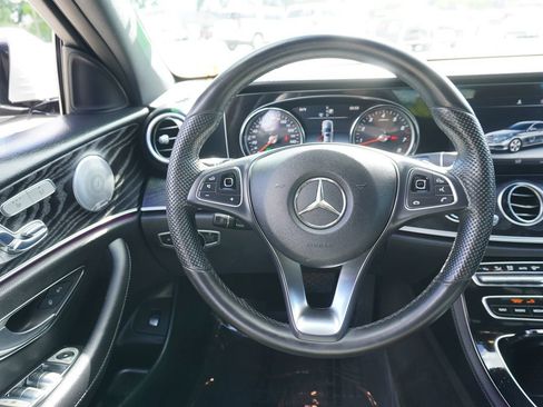 Used 2017 Mercedes-Benz E 300 image 20