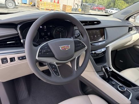 New 2026 Cadillac XT5 Premium Luxury w/ Driver Assist Package FWD image 33