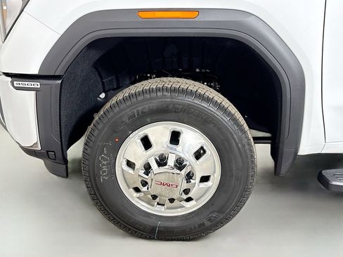 New 2026 GMC Sierra 3500 SLT w/ SLT Convenience Package AWD/4WD image 19