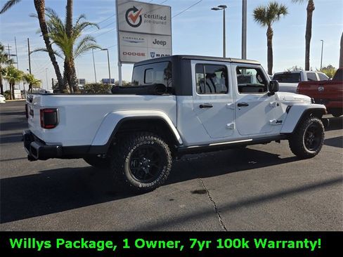 Certified 2024 Jeep Gladiator Sport image 8