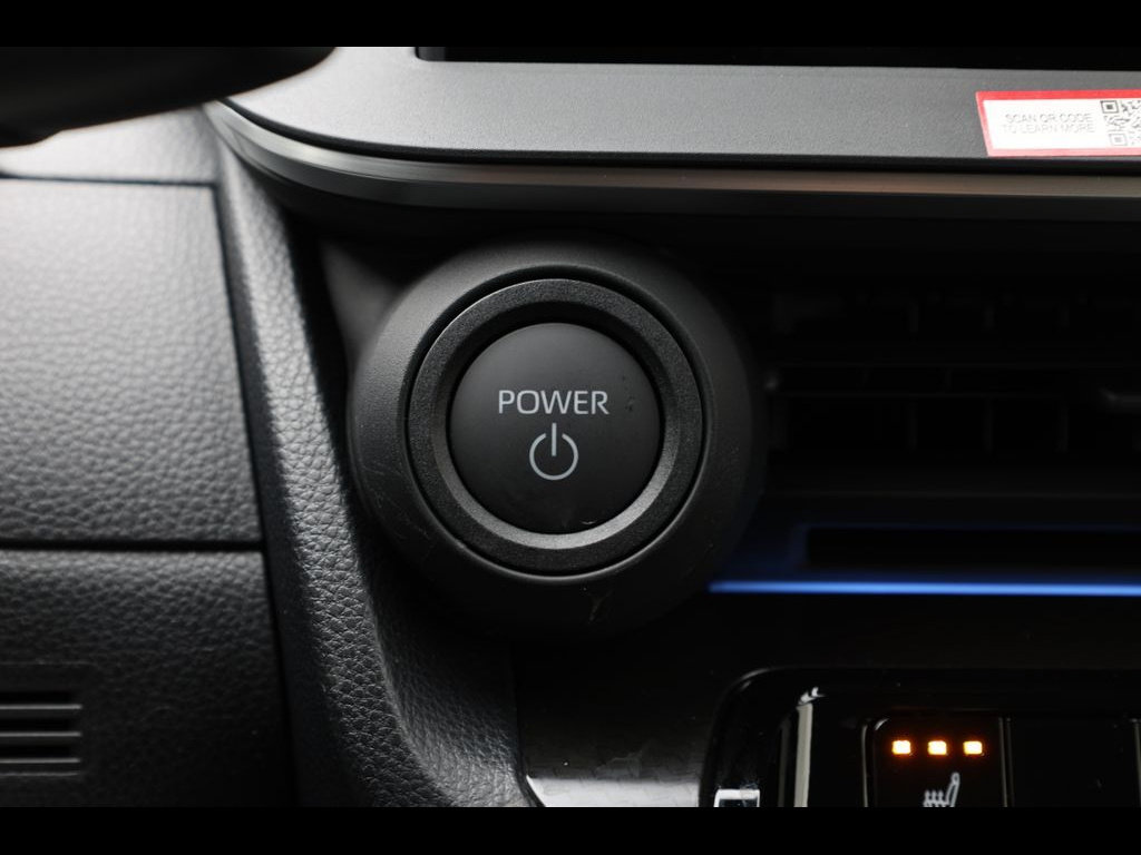 New 2026 Toyota Prius Plug-In Hybrid FWD image 21