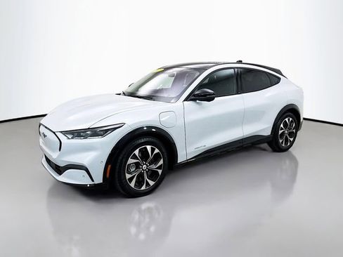 Used 2023 Ford Mustang Mach-E Premium image 3