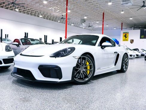 Used 2023 Porsche 718 Cayman GT4 RWD image 3