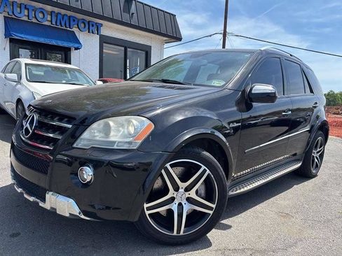 Used 2009 Mercedes-Benz ML 63 AMG 4MATIC image 2