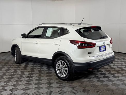 Used 2021 Nissan Rogue Sport SV image 11
