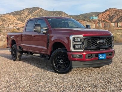 New 2026 Ford F250 Lariat w/ Black Appearance Package
