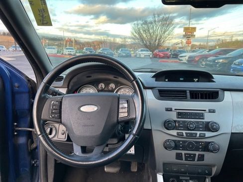 Used 2009 Ford Focus SES image 10