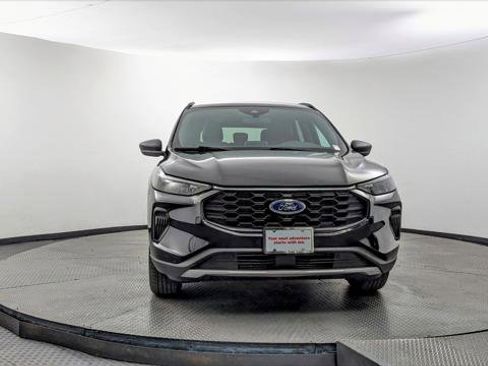 Used 2025 Ford Escape ST-Line AWD/4WD image 12