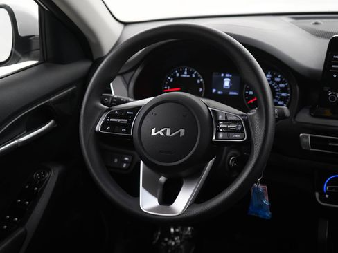 Used 2023 Kia Seltos LX AWD/4WD image 14