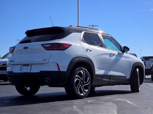 Used 2024 Chevrolet TrailBlazer RS FWD image 14