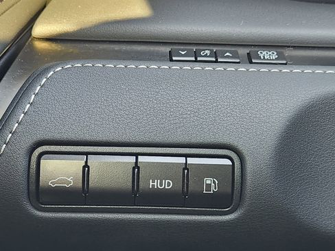 Certified 2022 Lexus LC 500 Convertible image 27