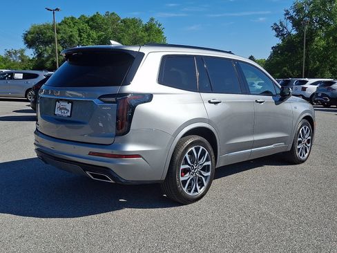 Used 2024 Cadillac XT6 Sport w/ Platinum Package AWD/4WD image 6