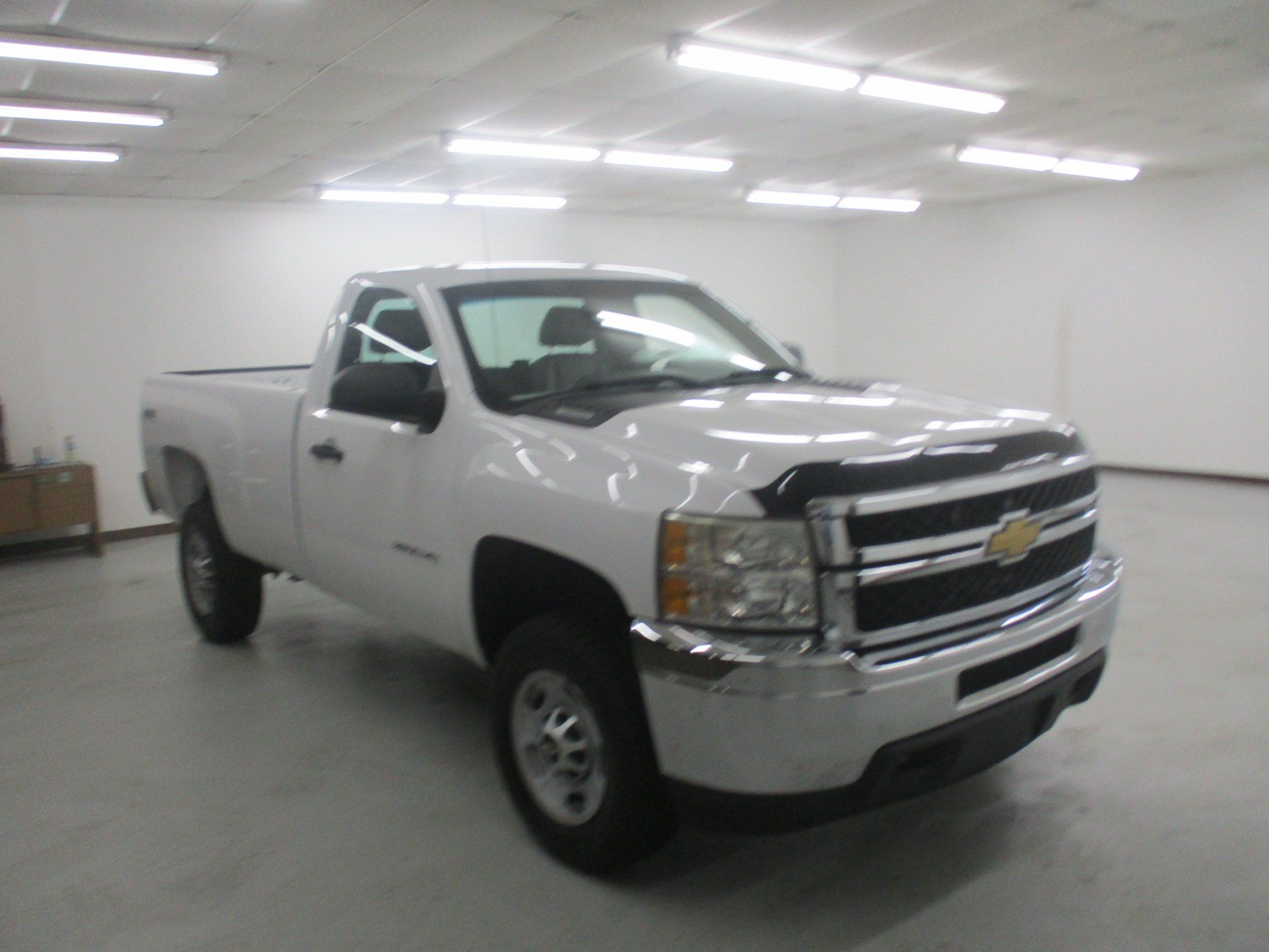 Used 2014 Chevrolet Silverado 2500 W/T AWD/4WD image 1