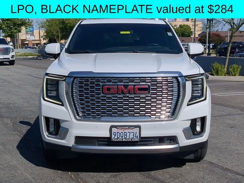Used 2022 GMC Yukon XL Denali RWD image 11