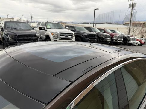 Used 2013 Tesla Model S Performance image 9