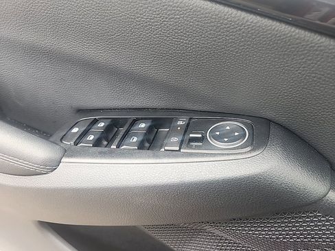 Certified 2024 Kia Seltos S FWD image 23