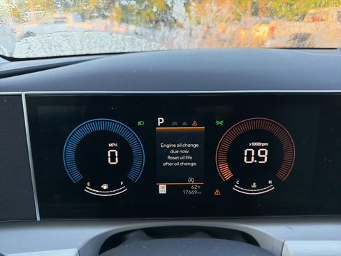 Used 2025 Hyundai Tucson SEL FWD image 12