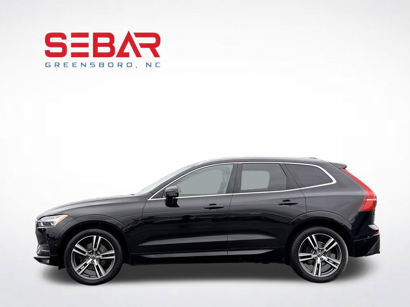 Used 2019 Volvo XC60 T5 Momentum w/ Multimedia Package AWD/4WD image 12