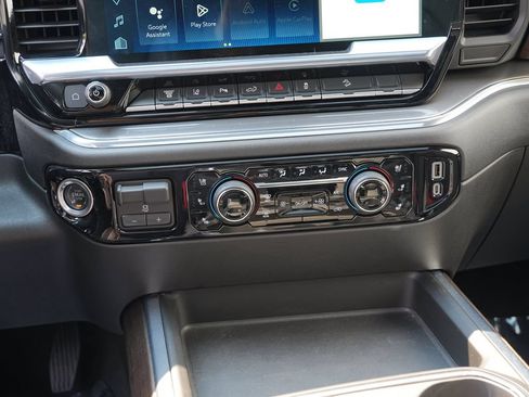 Certified 2024 Chevrolet Silverado 3500 High Country w/ High Country Premium Package AWD/4WD image 26
