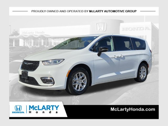 Used 2024 Chrysler Pacifica Touring-L FWD 360° Tour