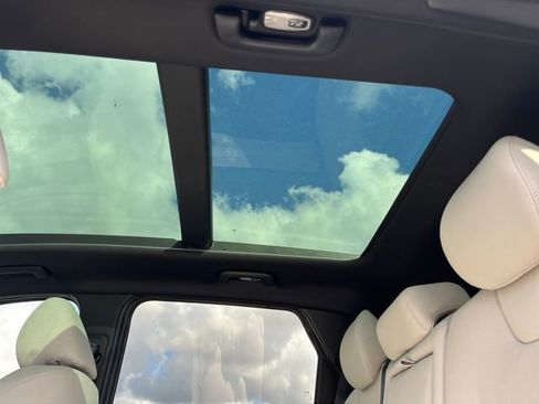 New 2026 Hyundai Tucson Limited image 17