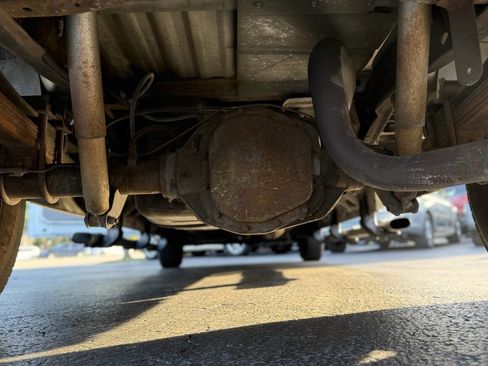 Used 2001 Ford F350 XL image 21