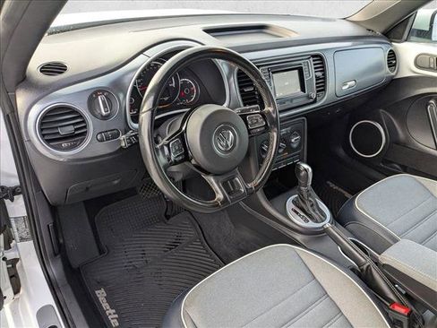 Used 2016 Volkswagen Beetle 1.8T Denim image 9